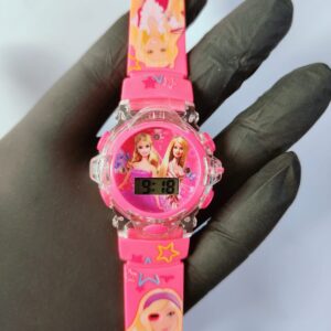 Barbie pisca luzinha e toca música